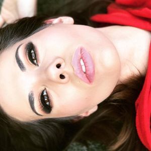 Meet your Posher, Lacey